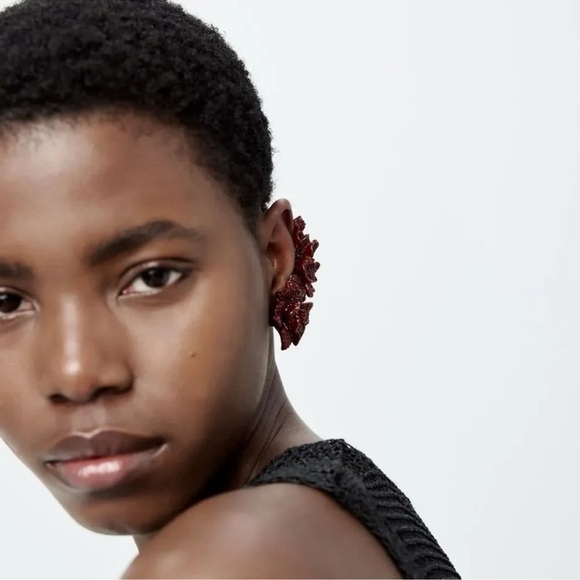 ZARA SPARKLY EAR CUFF EARRING - Picture 4 of 12